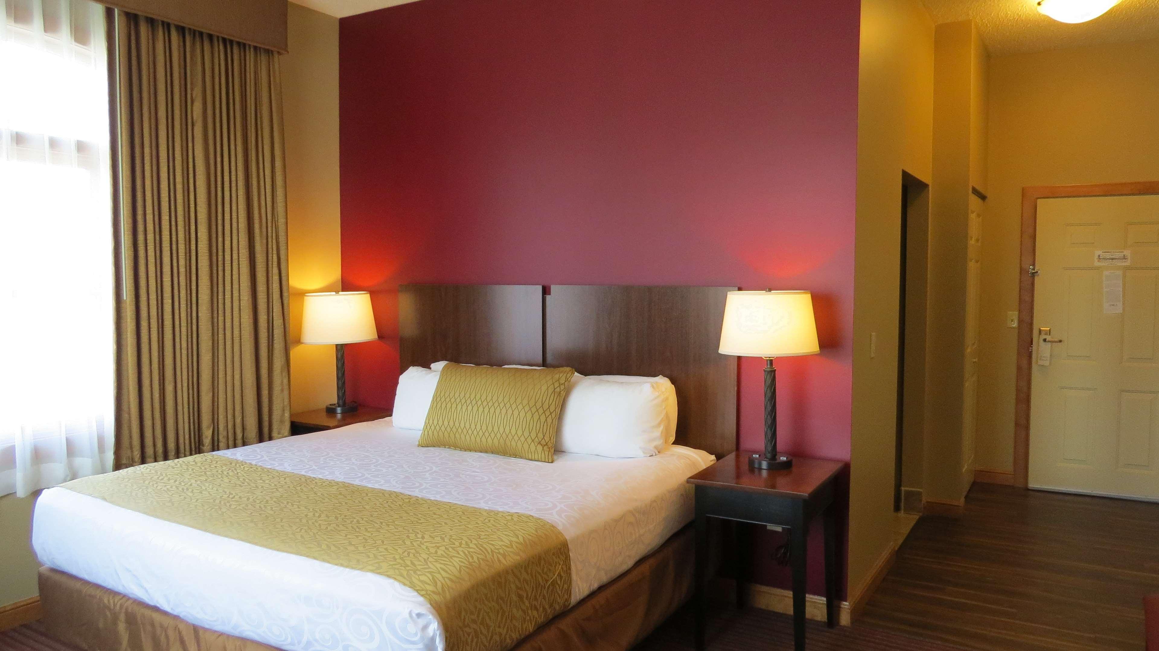 Best Western Plus Dutch Haus Inn And Suites Columbiana Номер фото