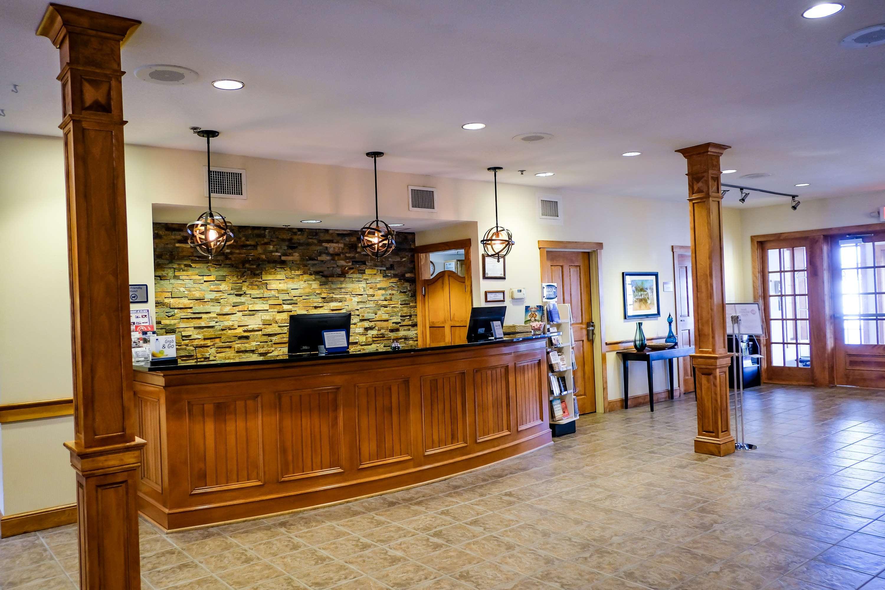 Best Western Plus Dutch Haus Inn And Suites Columbiana Экстерьер фото