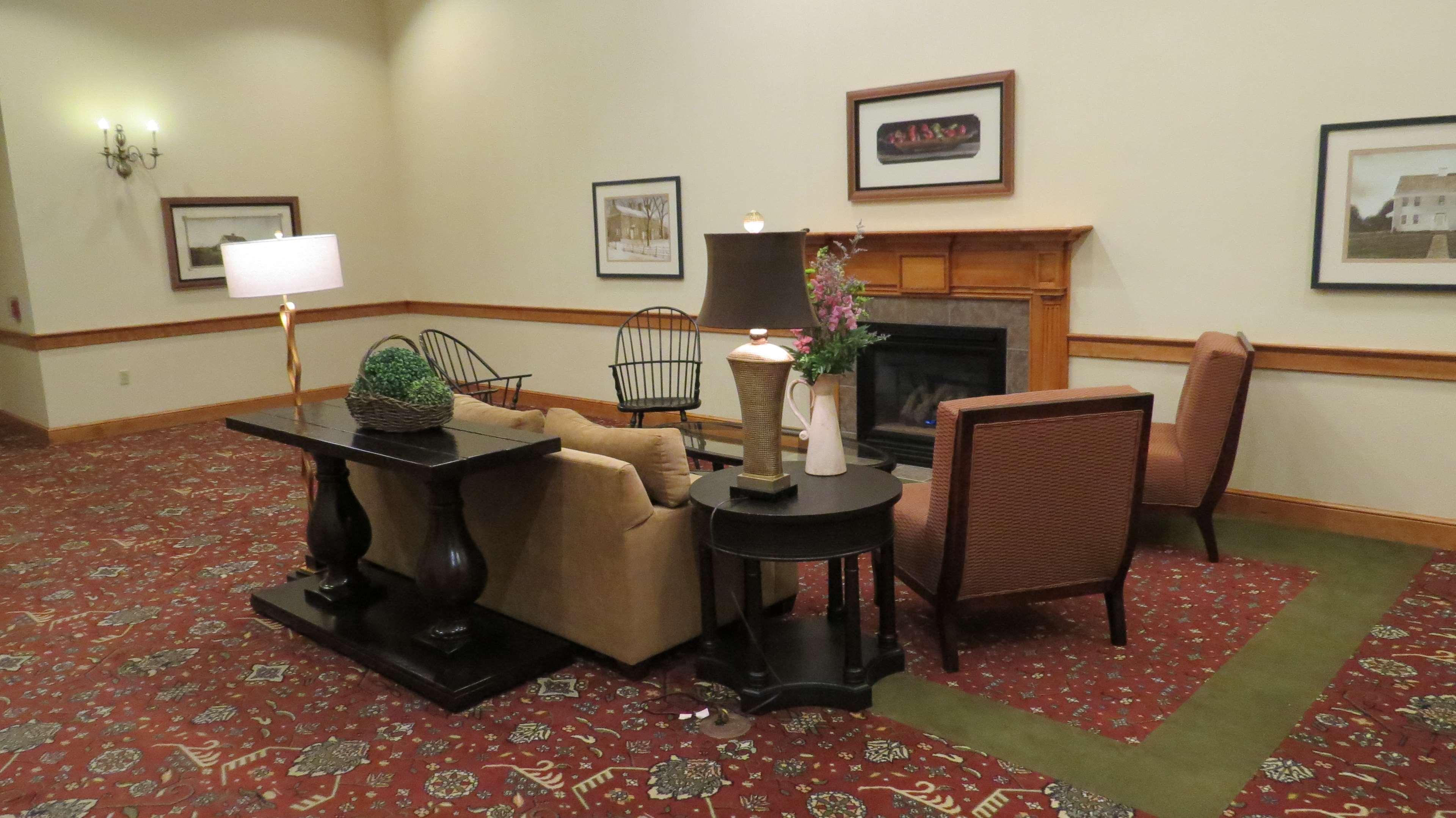 Best Western Plus Dutch Haus Inn And Suites Columbiana Бизнес фото